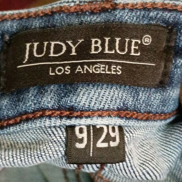 Judy Blue Women 9/29 Dark Wash Miles City Slim Fit Cropped Fray Hem Denim Jeans - Picture 3 of 6